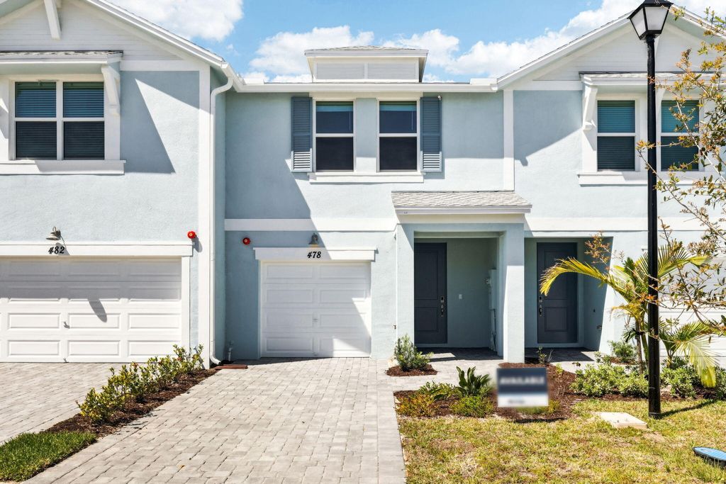 Photo of 478 Salisbury Circle, Fort Pierce, FL 34982 (MLS # R11075979)