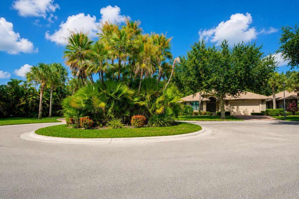 Photo of 8047 Via Grande, Boynton Beach, FL 33437 (MLS # B26053302)
