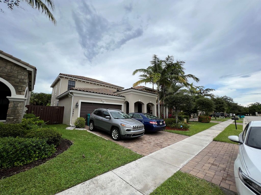 Photo of 3841 Aspen Leaf Dr, Boynton Beach, FL 33436 (MLS # R10897562)