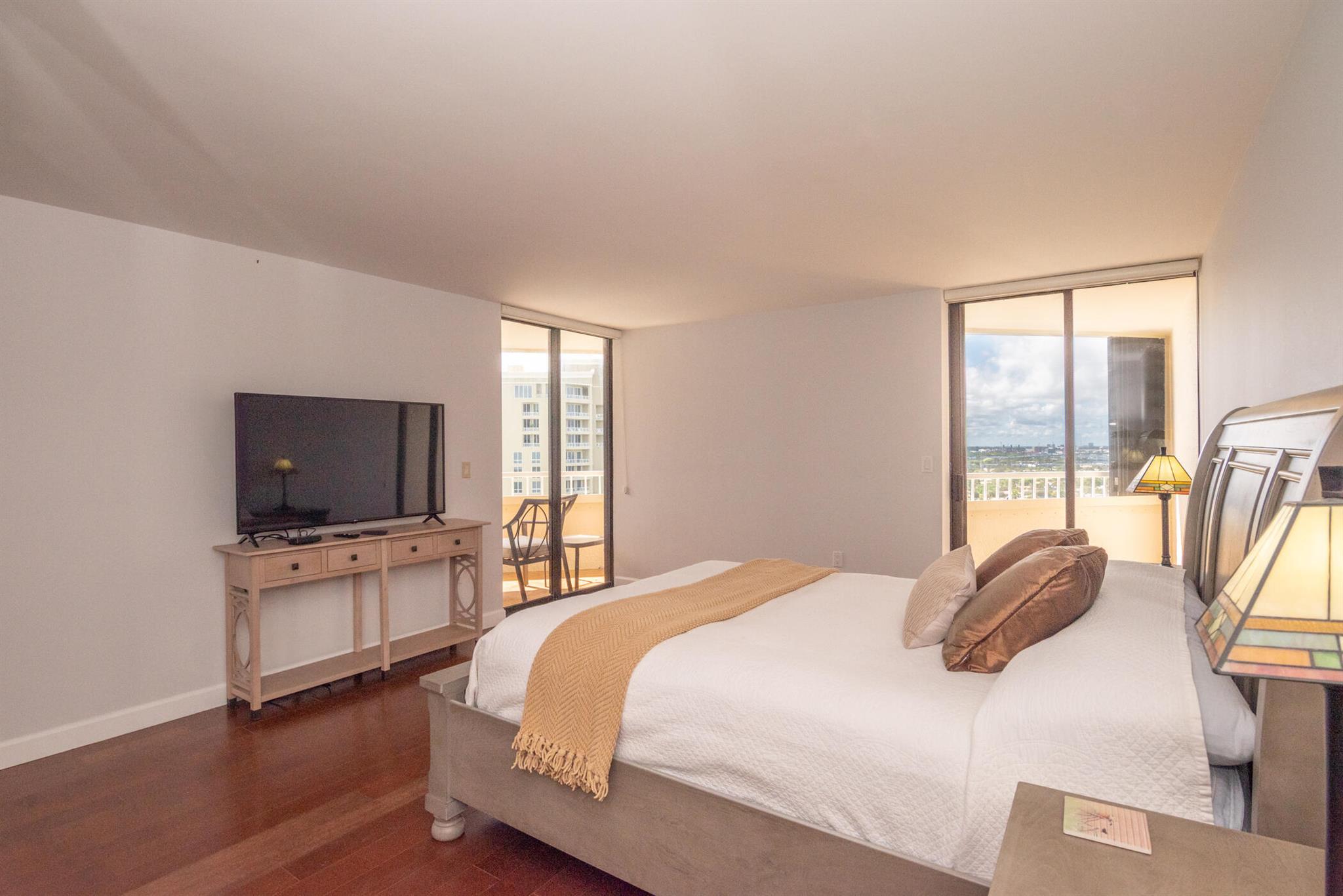 SEAWINDS CONDO - Residential Lease