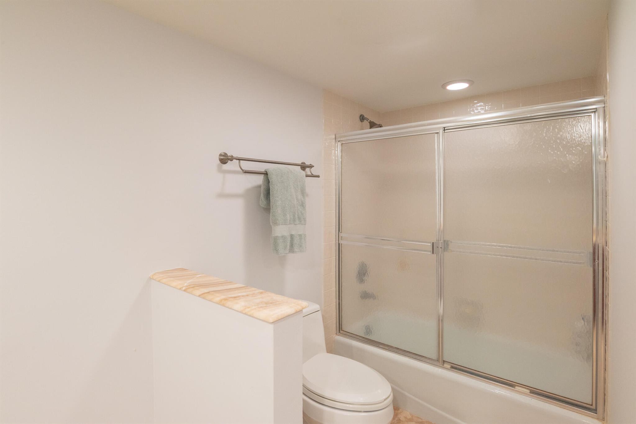SEAWINDS CONDO - Residential Lease