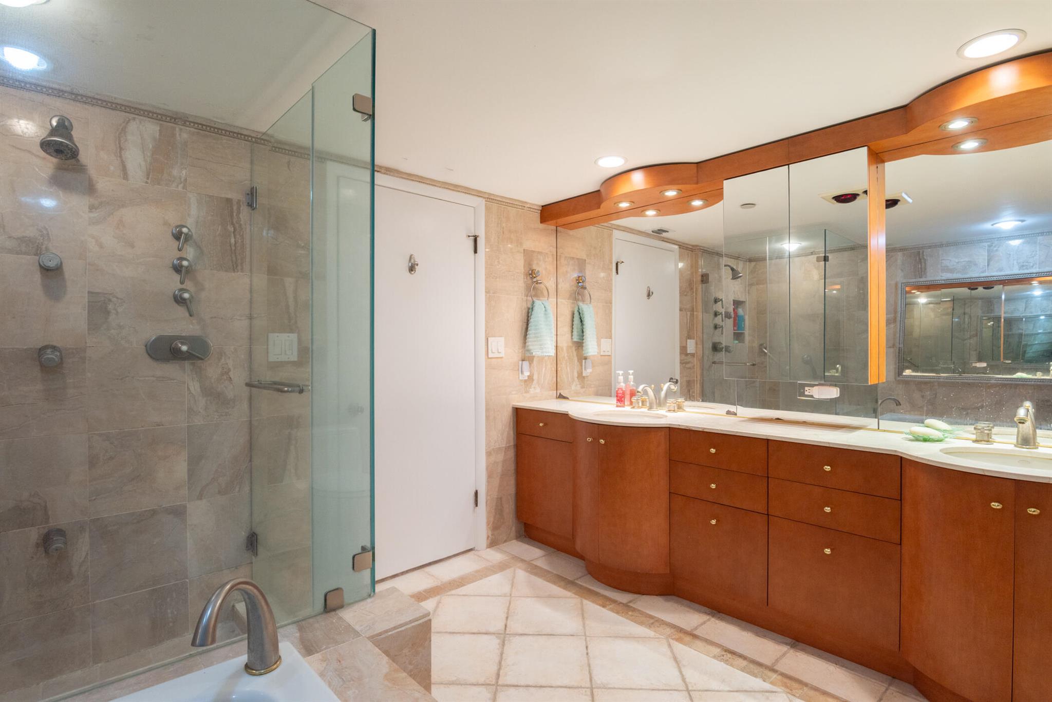 SEAWINDS CONDO - Residential Lease
