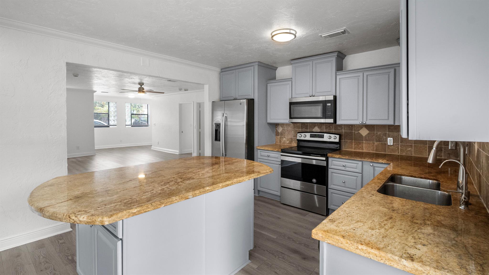 DUNBAR TERR - Residential