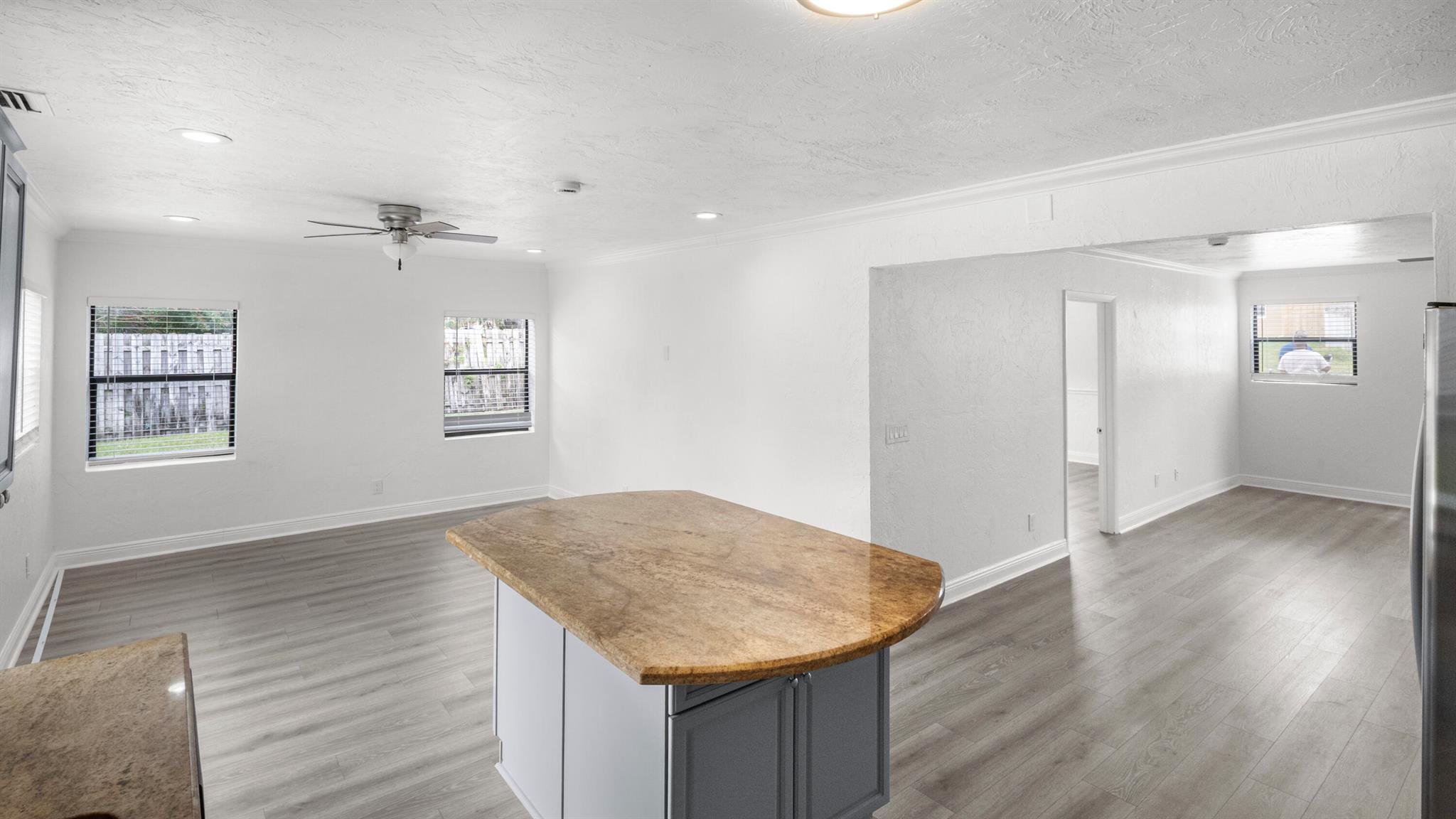 DUNBAR TERR - Residential