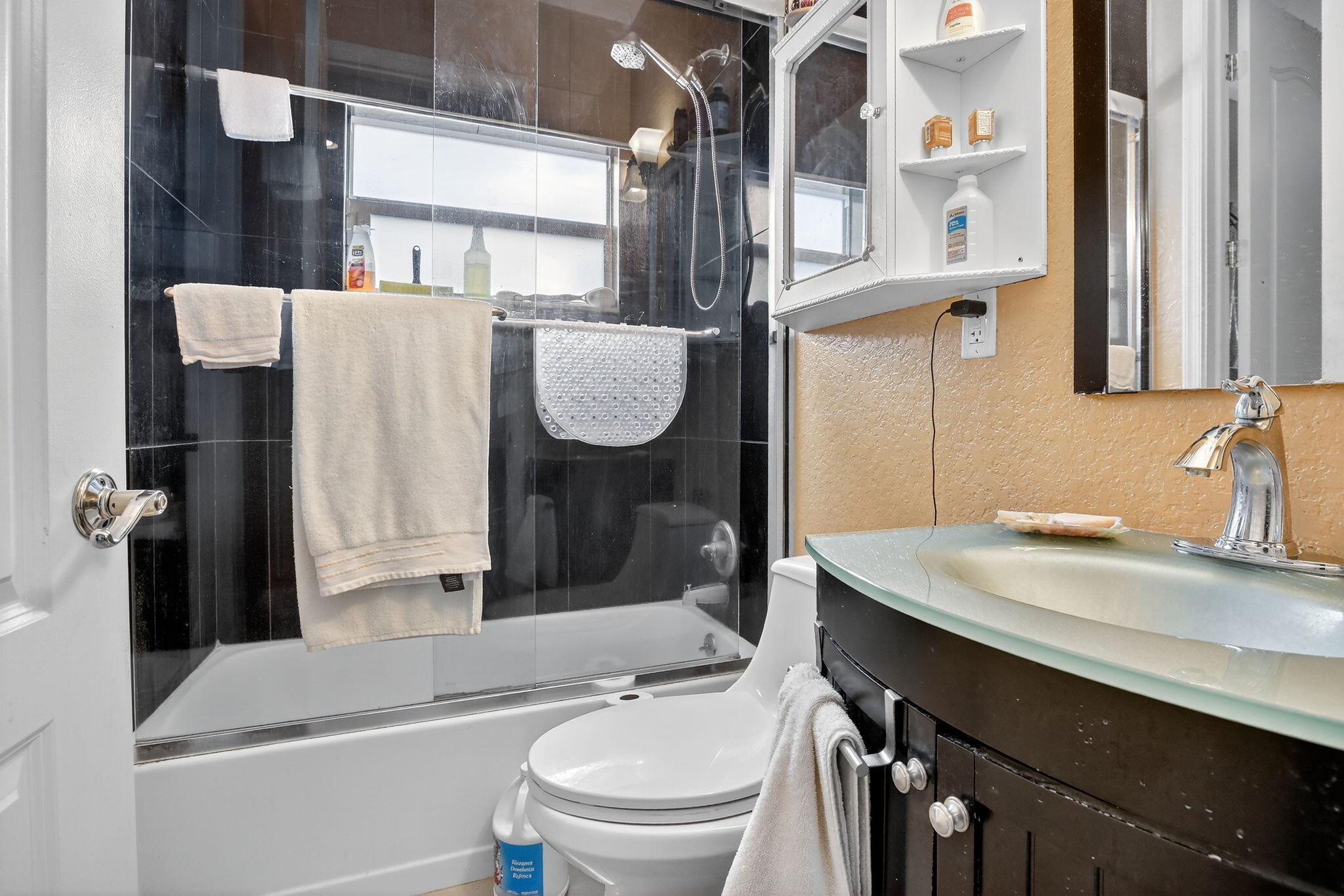 NORTH ANDREWS GARDENS ANN - Residential