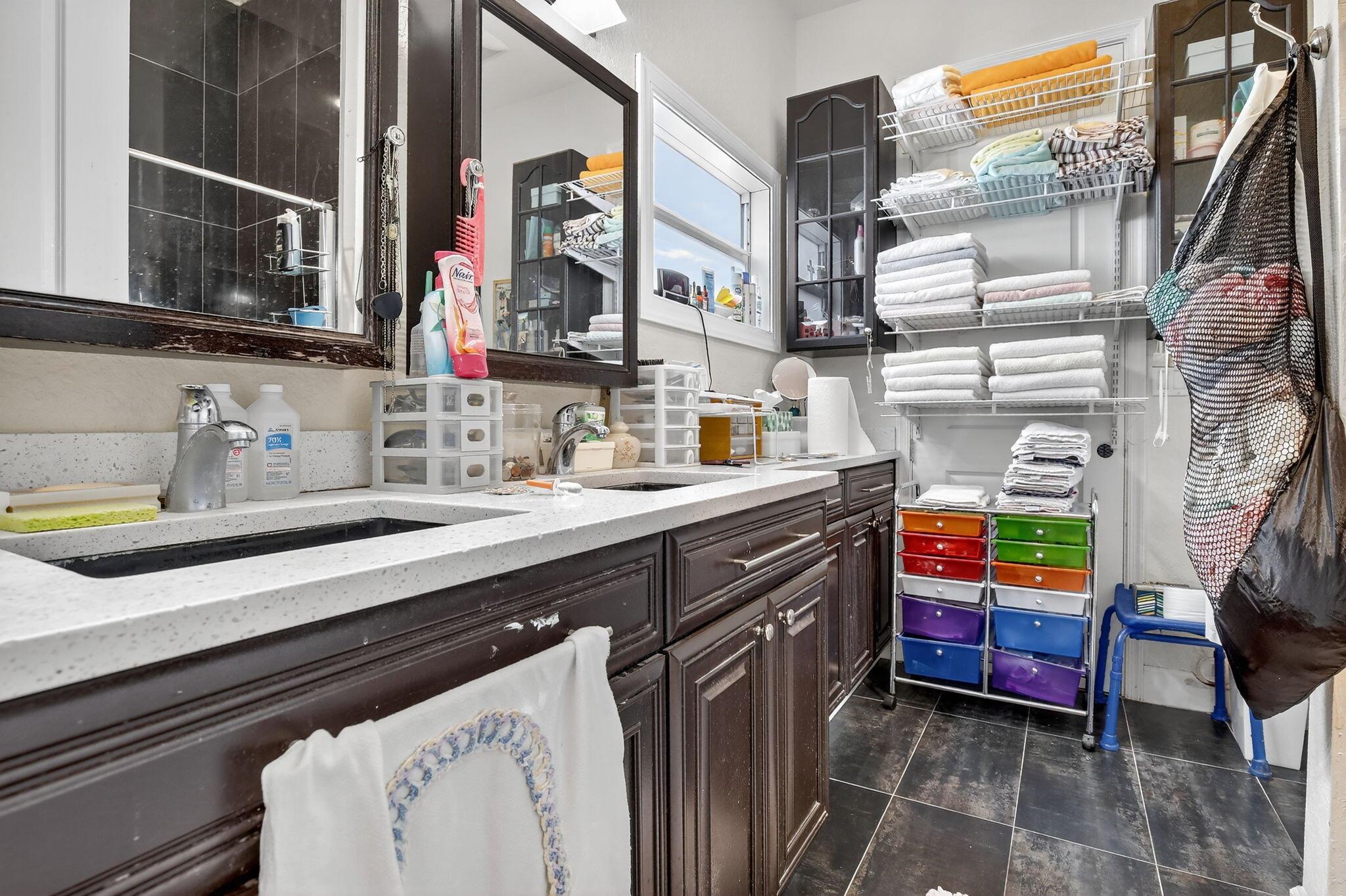 NORTH ANDREWS GARDENS ANN - Residential