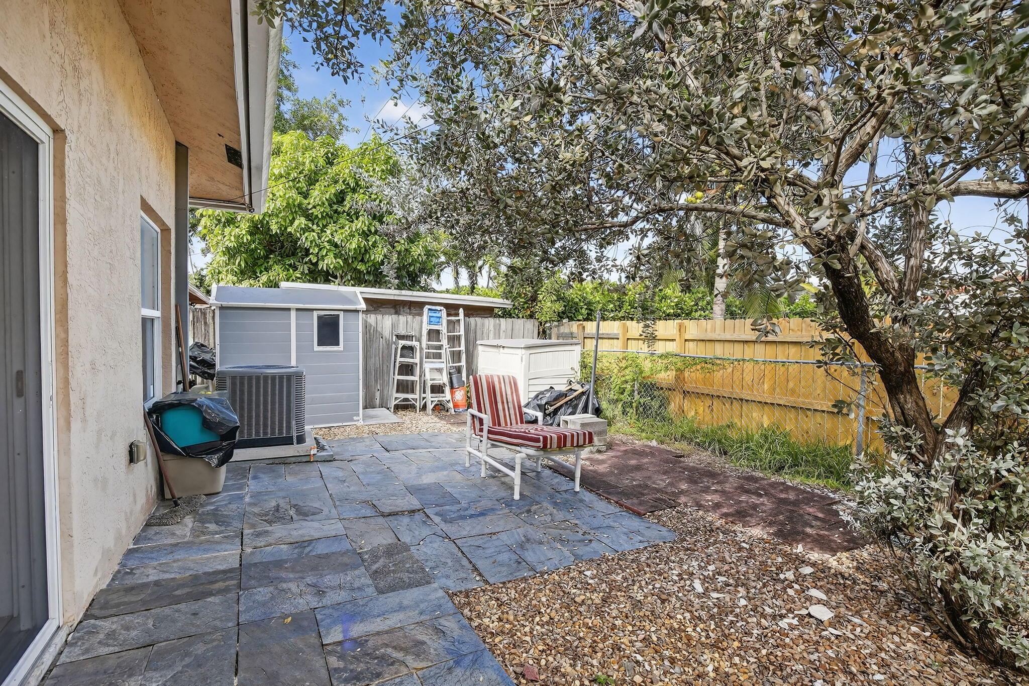 NORTH ANDREWS GARDENS ANN - Residential