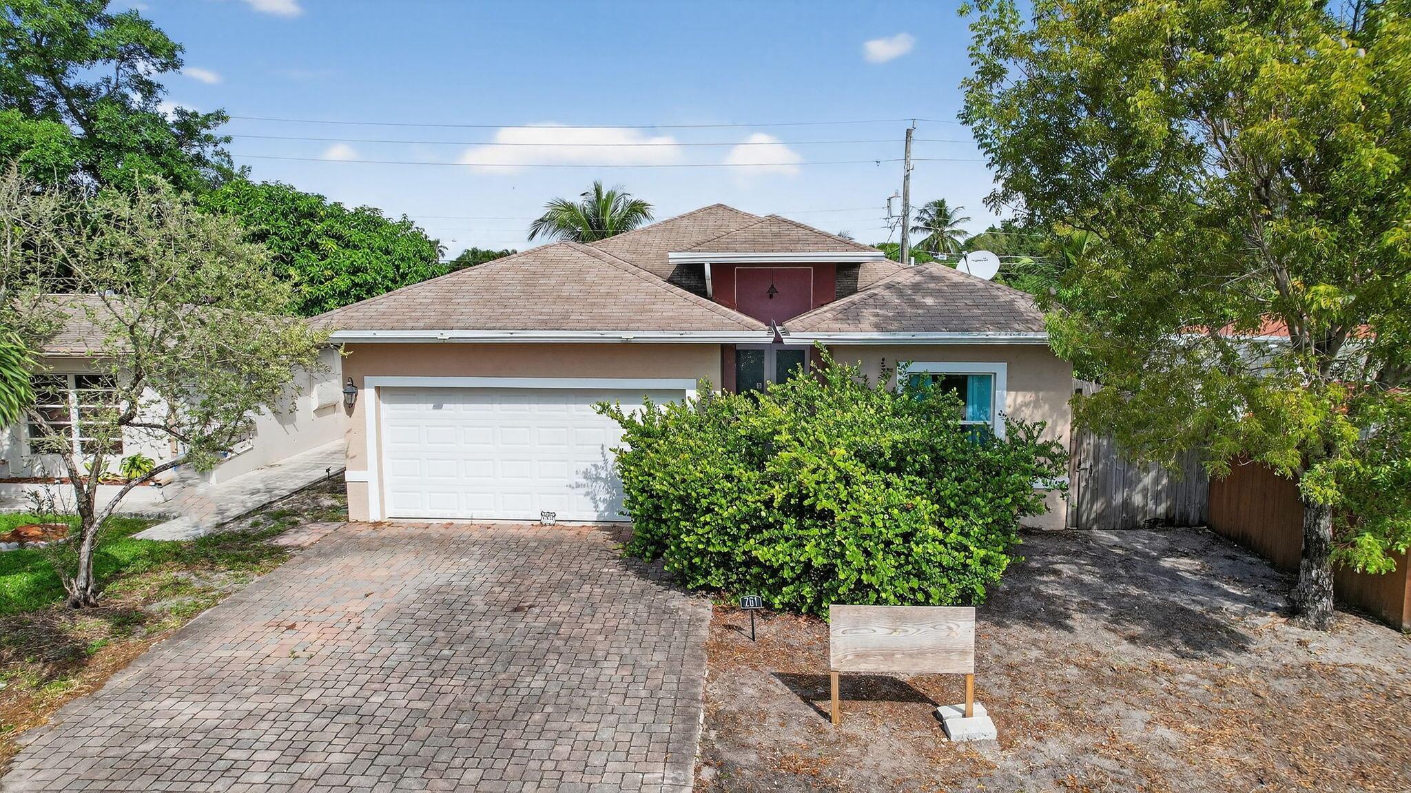 NORTH ANDREWS GARDENS ANN - Residential