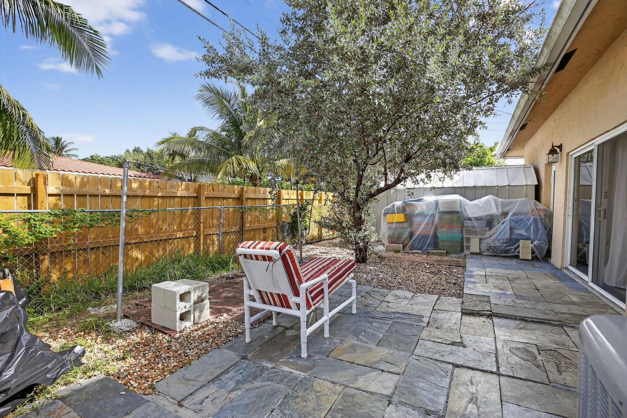 NORTH ANDREWS GARDENS ANN - Residential