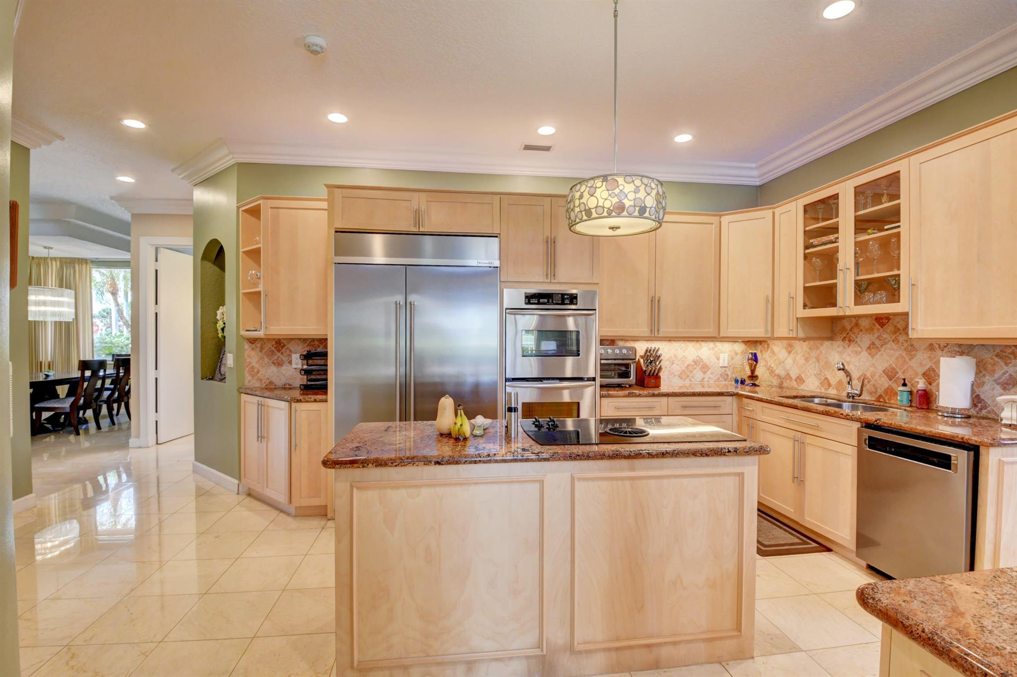 ST ANDREWS COUNTRY CLUB - Residential