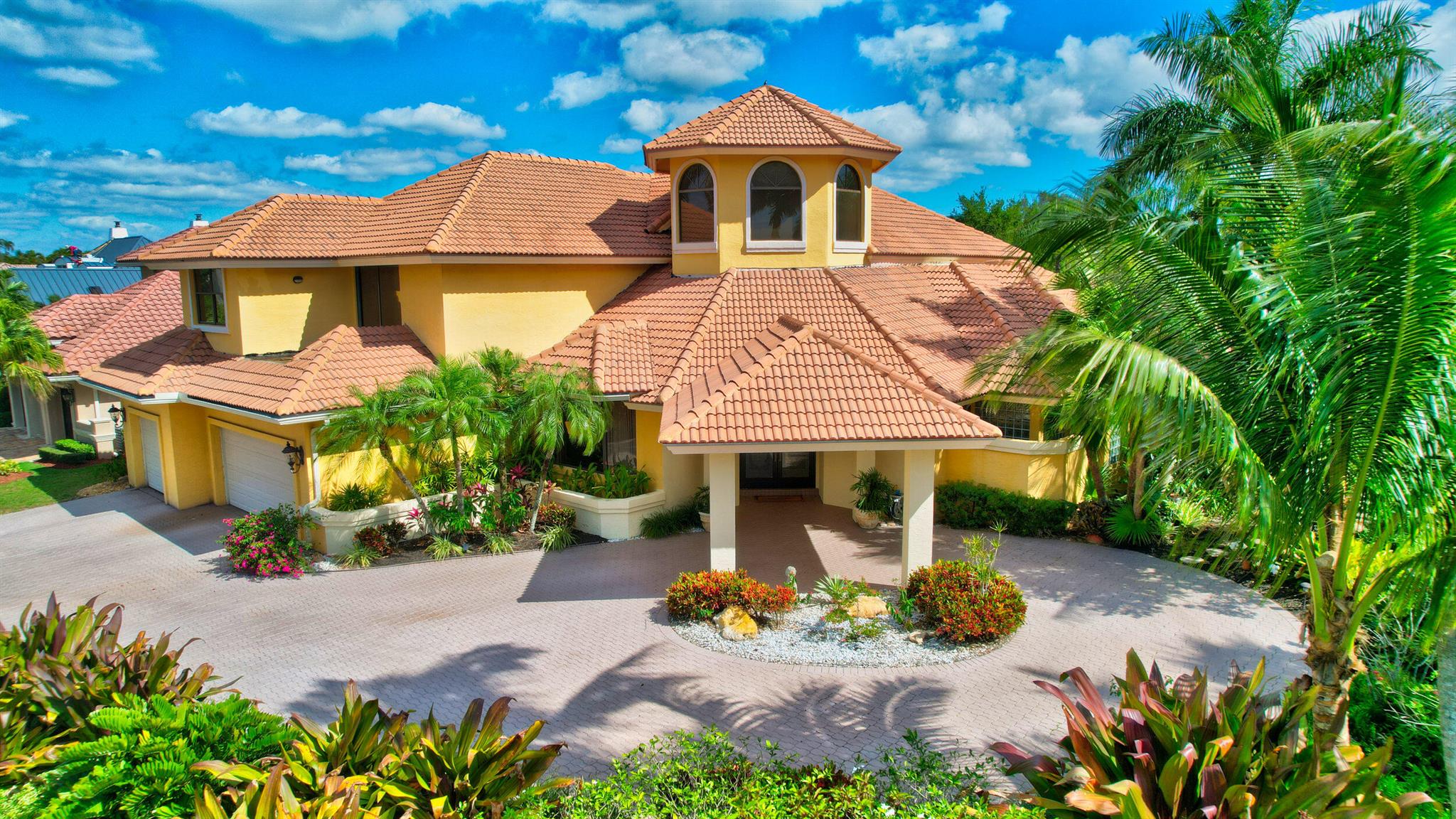 ST ANDREWS COUNTRY CLUB - Residential