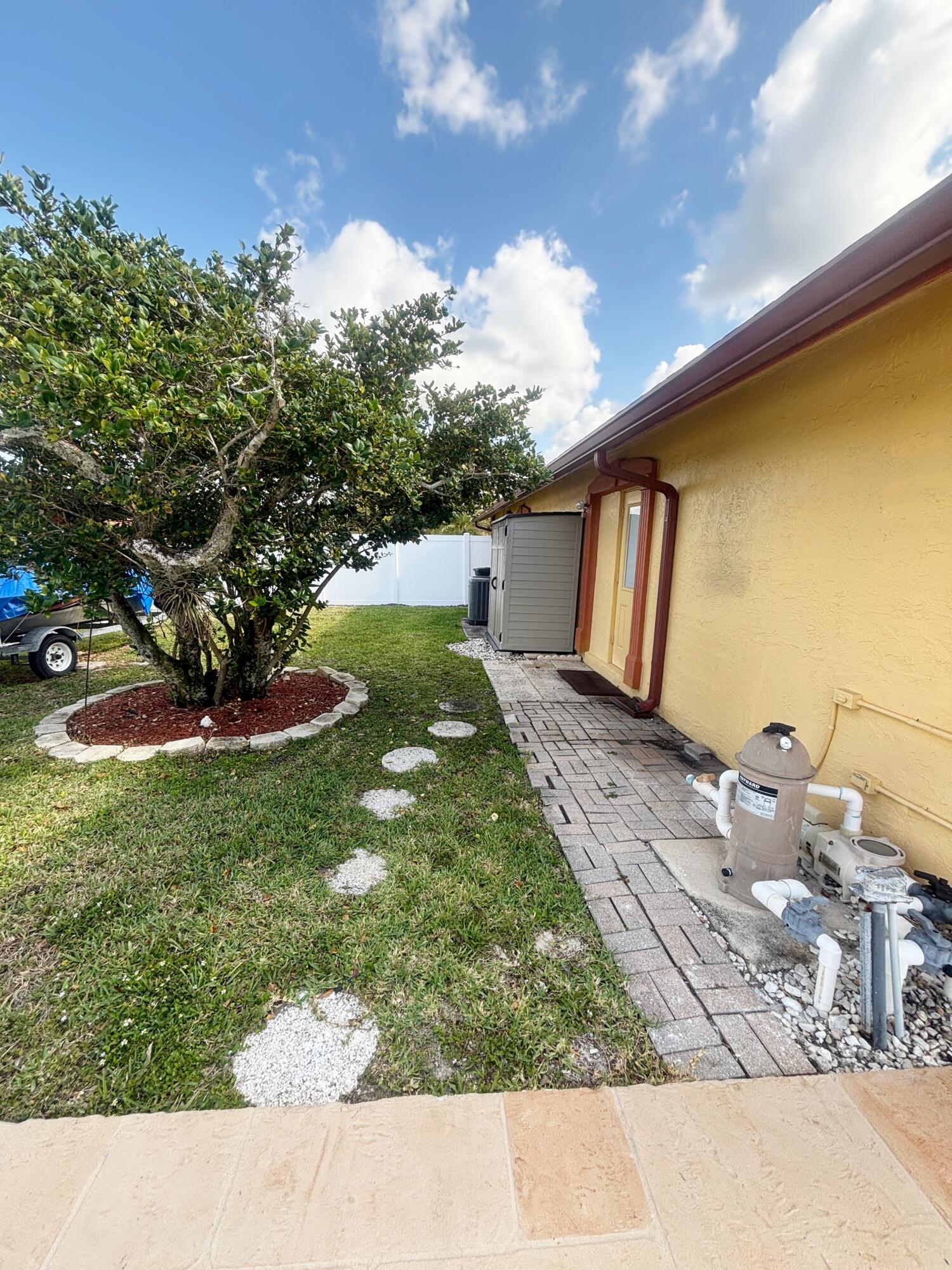 COUNTRY LANDING SEC 1 - Residential Lease