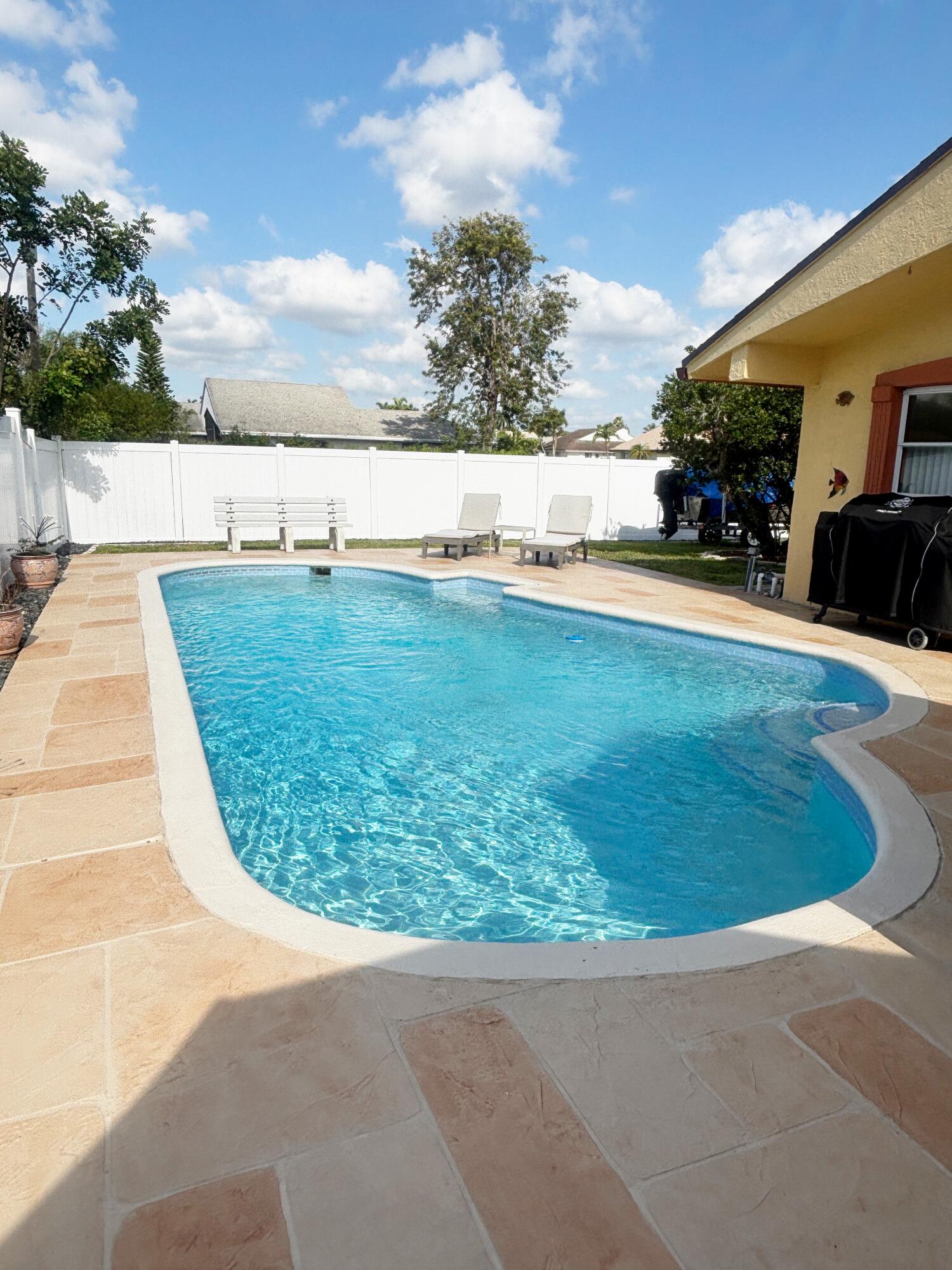 COUNTRY LANDING SEC 1 - Residential Lease