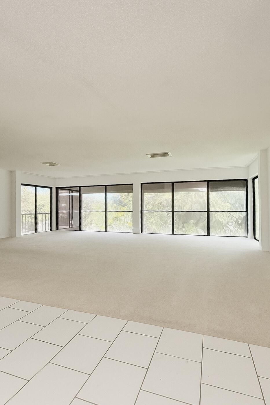 LANDS OF THE PRESIDENT CONDO 6 - Residential