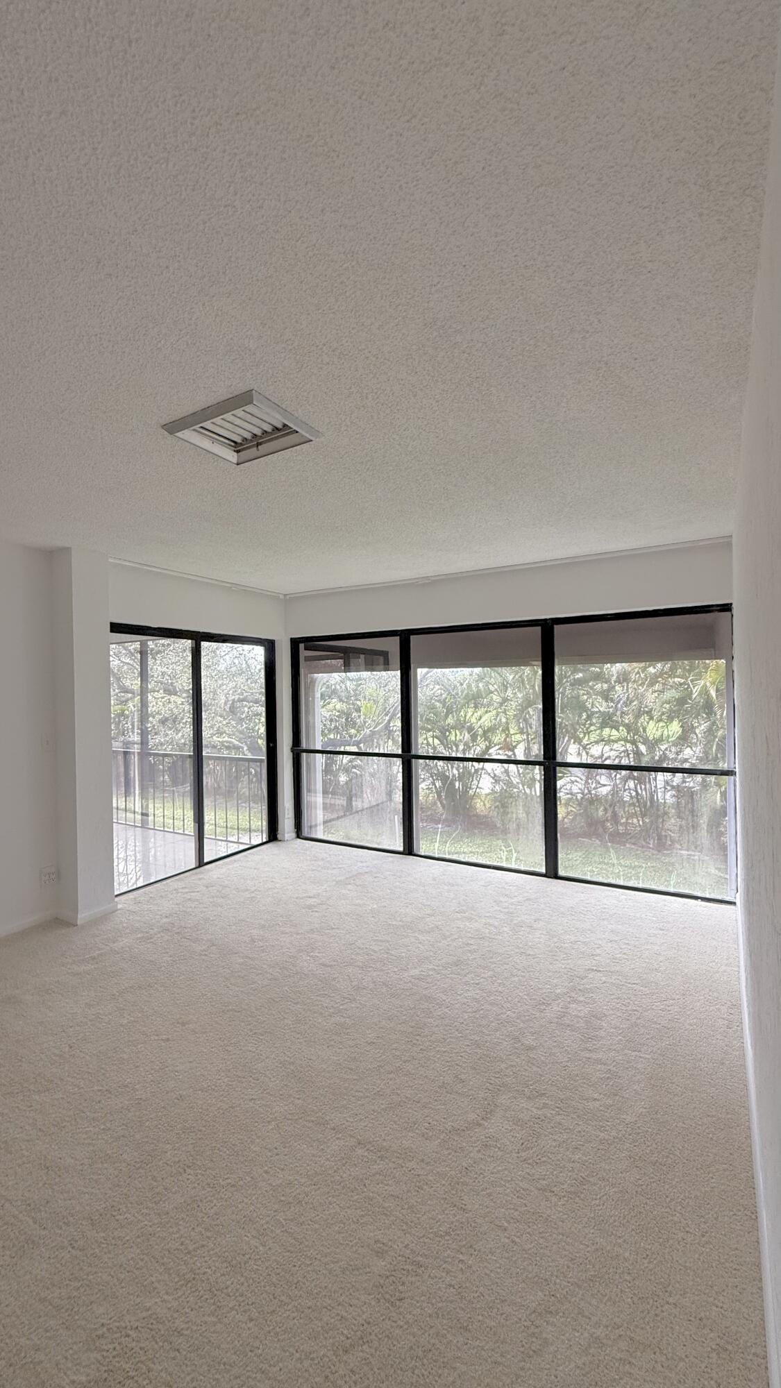 LANDS OF THE PRESIDENT CONDO 6 - Residential