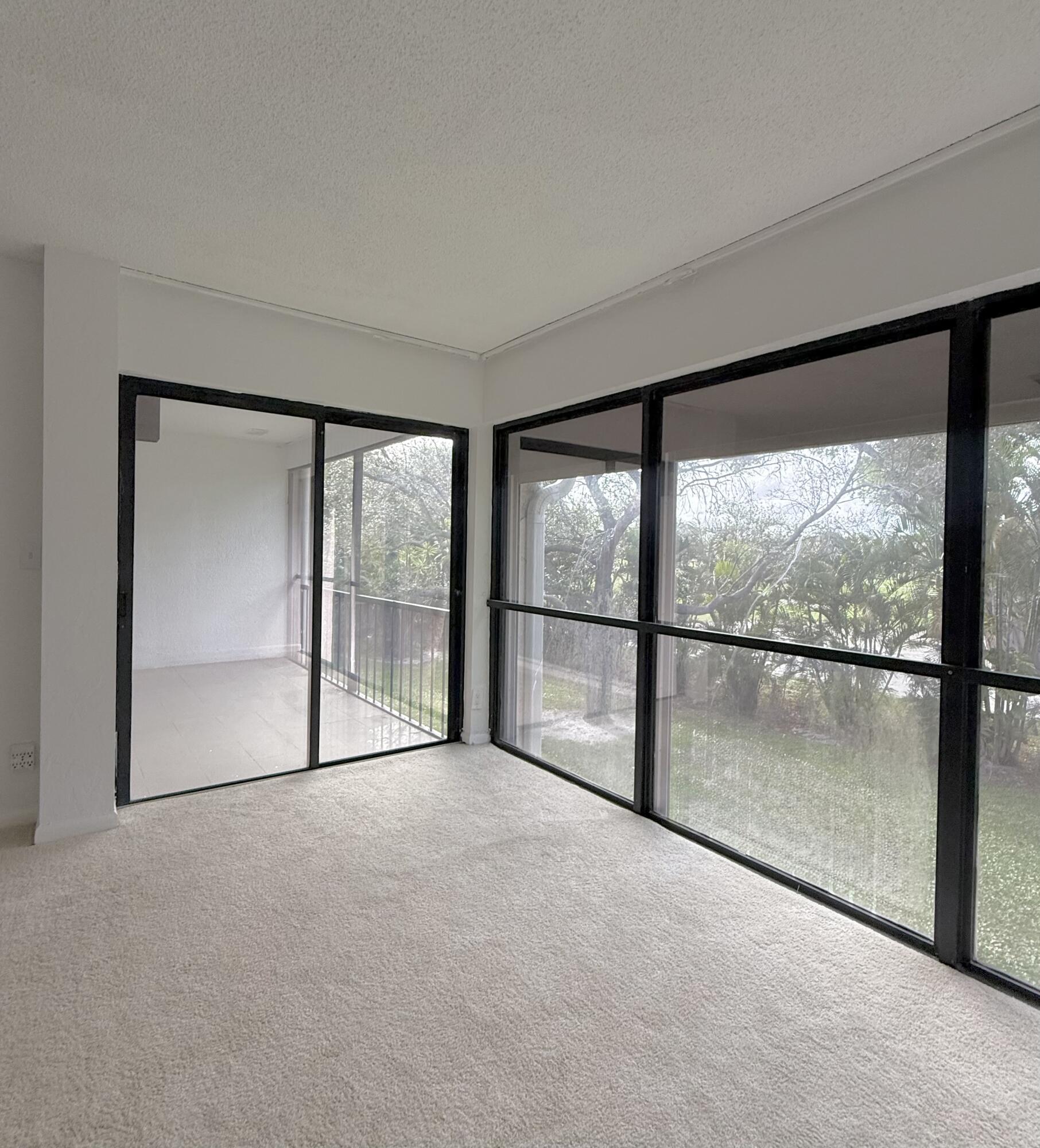 LANDS OF THE PRESIDENT CONDO 6 - Residential