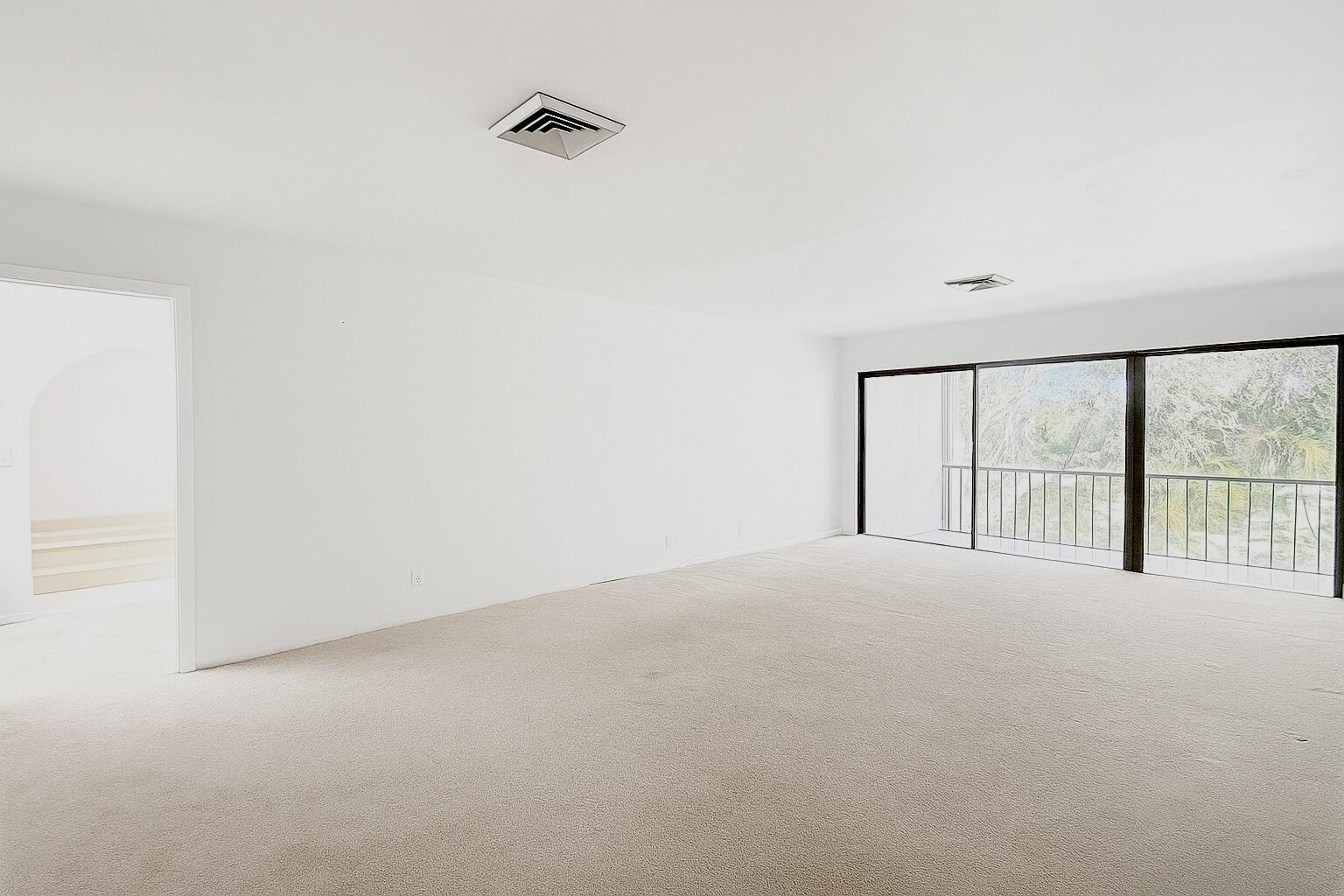 LANDS OF THE PRESIDENT CONDO 6 - Residential