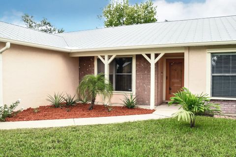 A home in Port St Lucie