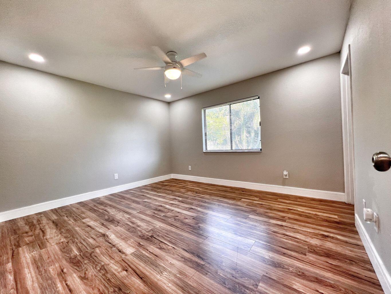 PORT ST LUCIE SECTION 25 - Residential Lease