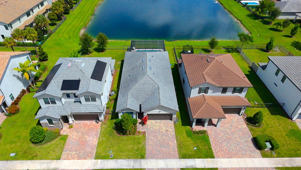 Photo of 8231 TAILSHOT Court, Lake Worth, FL 33467 (MLS # B26071522)
