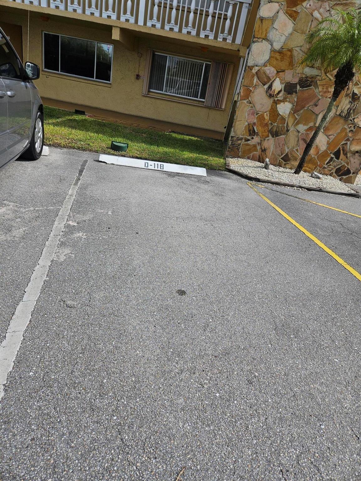 VILLAGE GREEN - Residential Lease