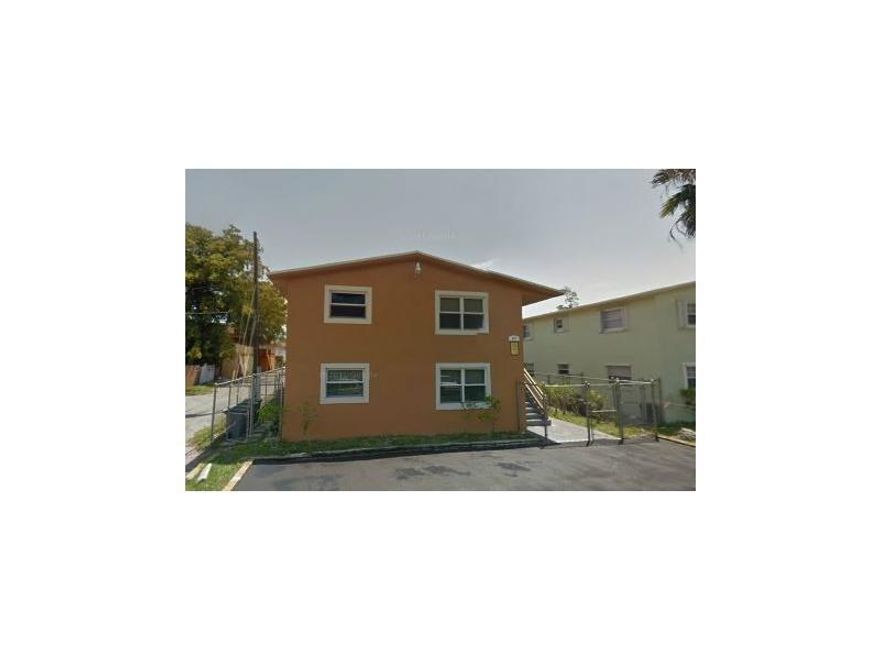 Renovated Investment property. Impact glass windows, tiled floors and bathrooms, laundry room, 6 parking spaces, fenced in private yard. Hooked up to city sewer & water and all impact fee;'s paid. Excellent income and easy to manage