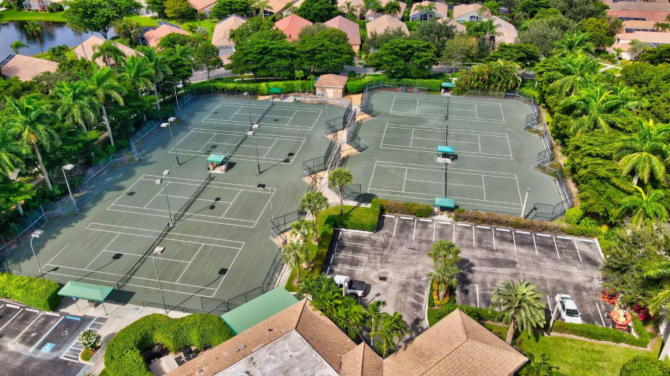 CLUB AT INDIAN LAKES - Residential