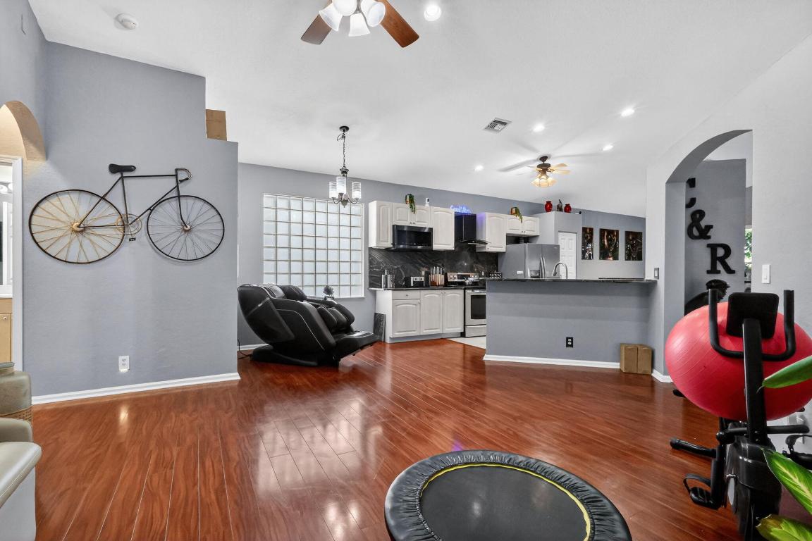 CLUB AT INDIAN LAKES - Residential