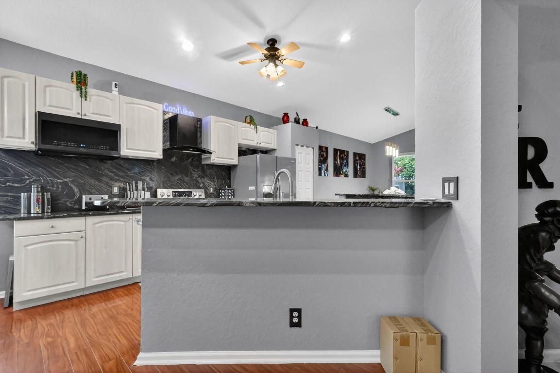 CLUB AT INDIAN LAKES - Residential