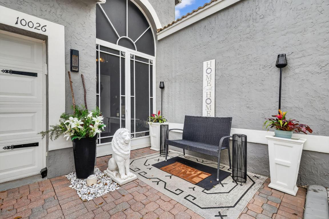 10026 Diamond Lake Drive