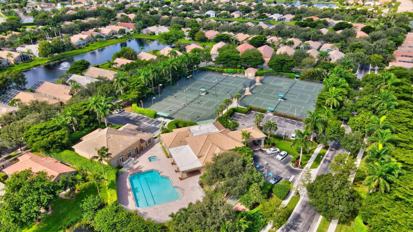 CLUB AT INDIAN LAKES - Residential