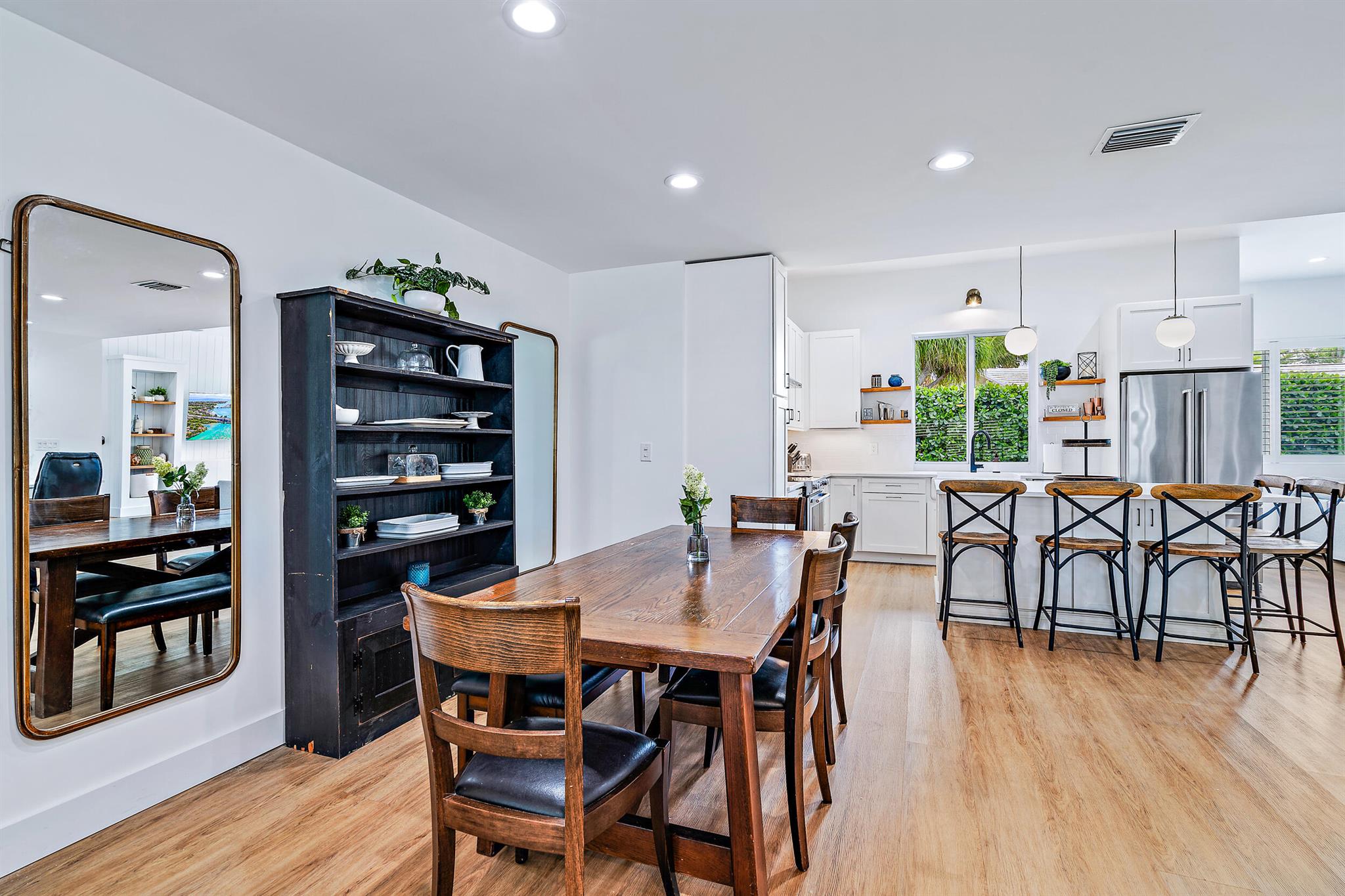 RIDGEWOOD HOMES SEC 3 - Residential Lease