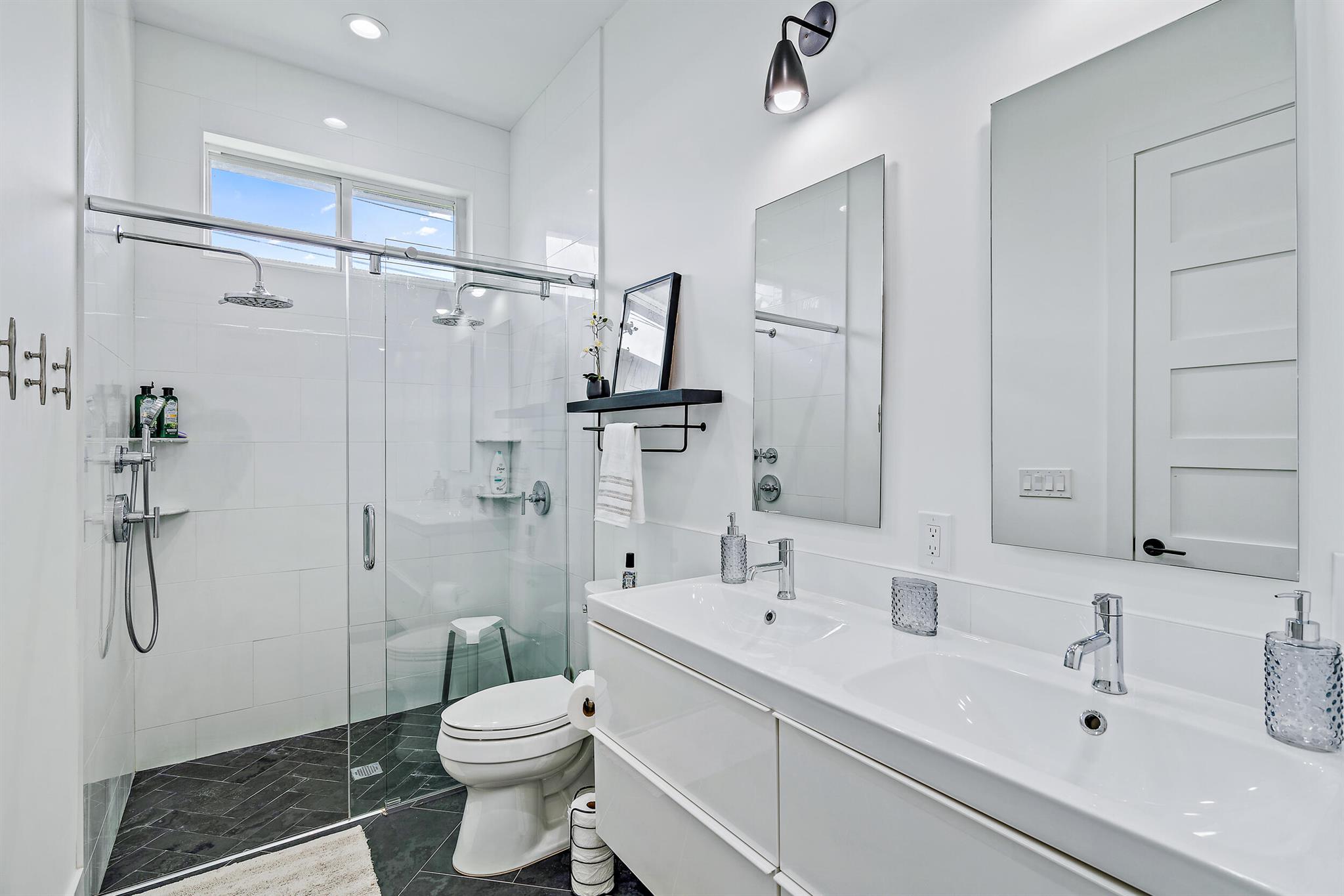 RIDGEWOOD HOMES SEC 3 - Residential Lease