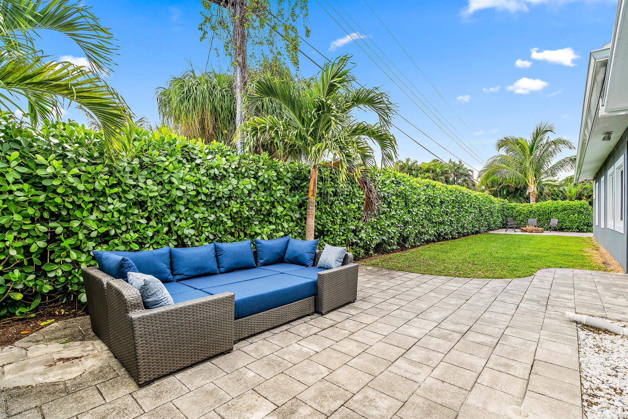 RIDGEWOOD HOMES SEC 3 - Residential Lease