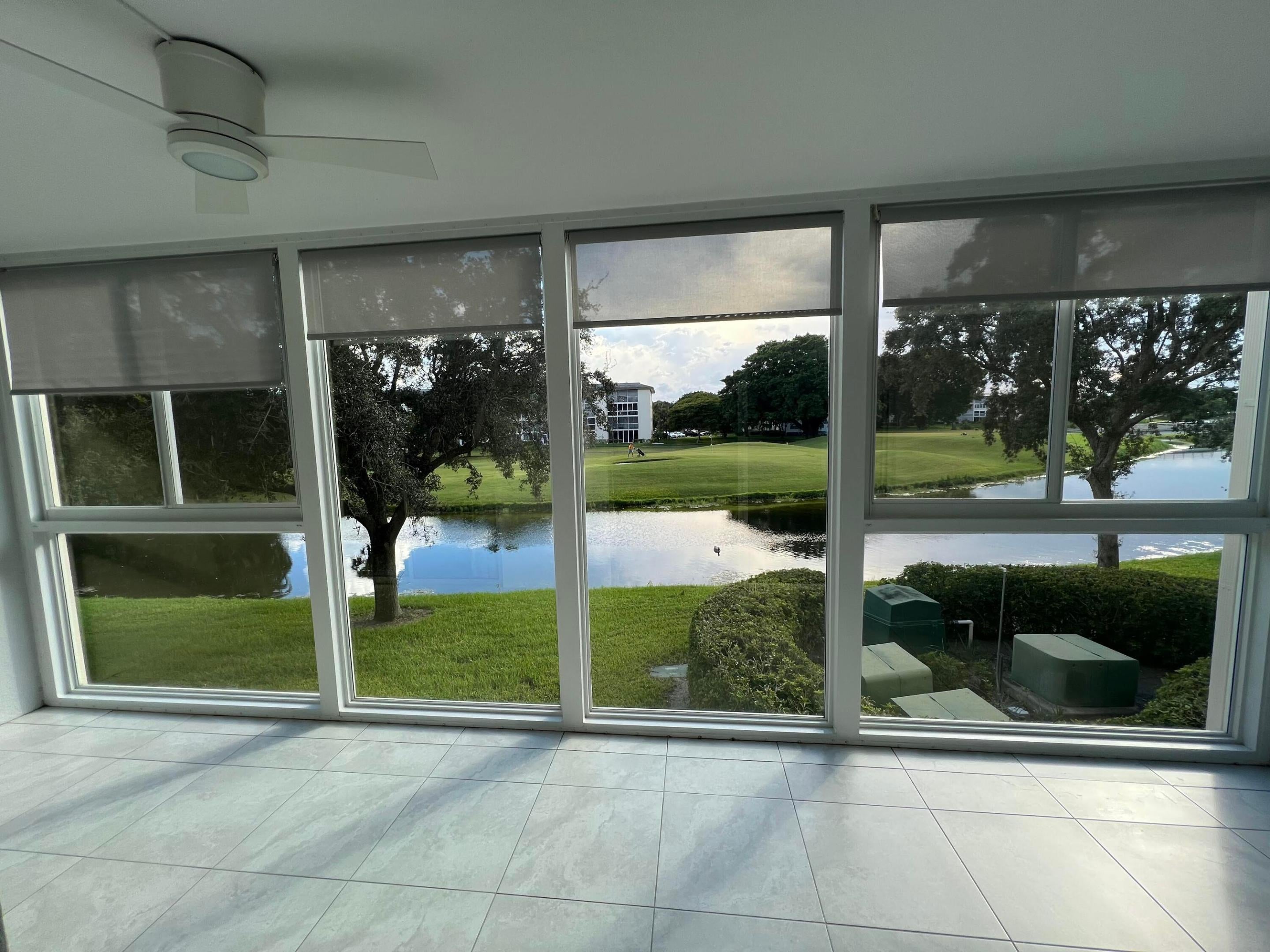3203 Portofino Point G2, Coconut Creek, FL, 33066/$204,900 3 3203 Portofino Point G2