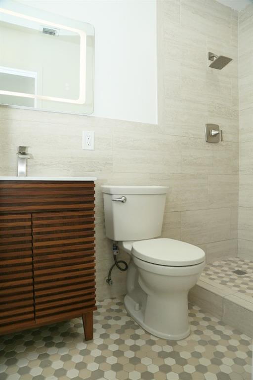 RIVER BEND - Residential