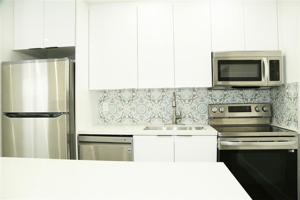 RIVER BEND - Residential