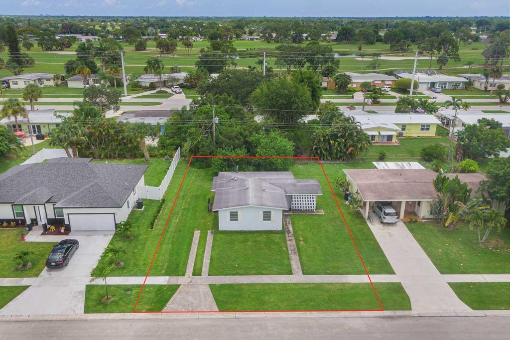 Photo of 3125 SE Pruitt Road Rd, Port Saint Lucie, FL 34952 (MLS # R10814730)