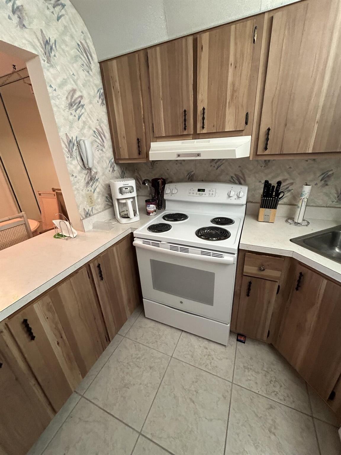 5800 Whispering Pine B2 Way B-2