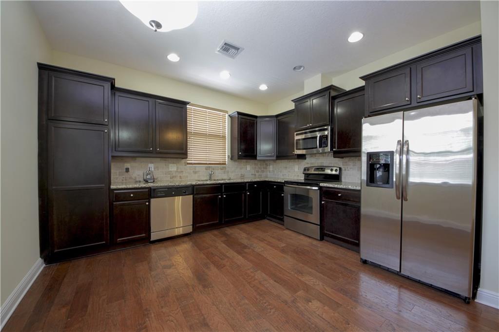 CASCADA ISLE - Residential