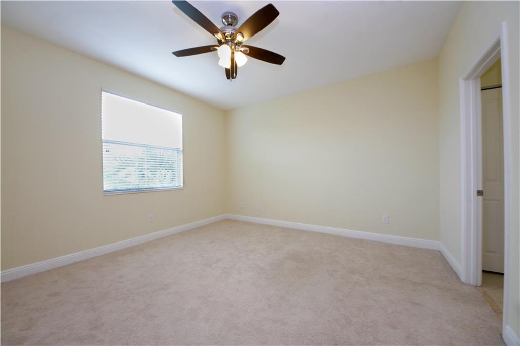 CASCADA ISLE - Residential