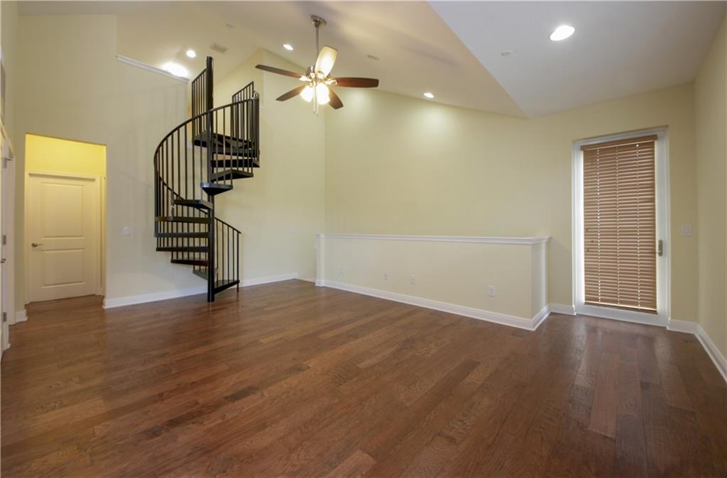 CASCADA ISLE - Residential