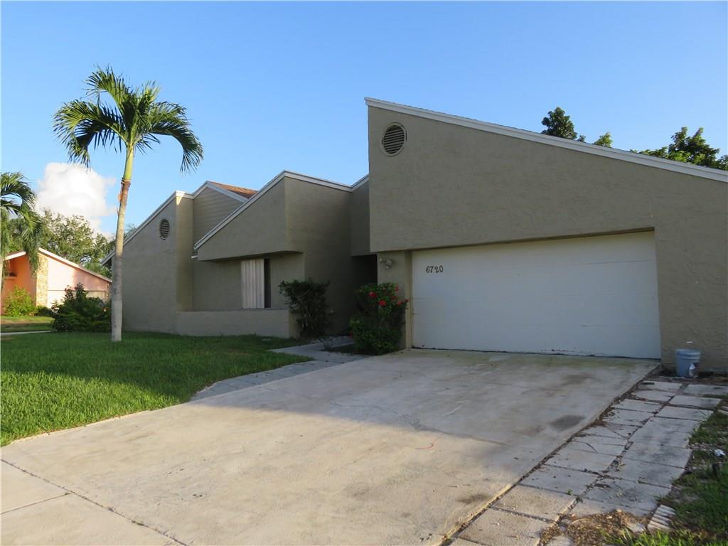 Boulevard Woods South 101 - Residential