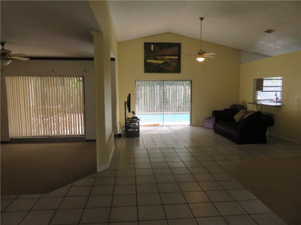 Boulevard Woods South 101 - Residential