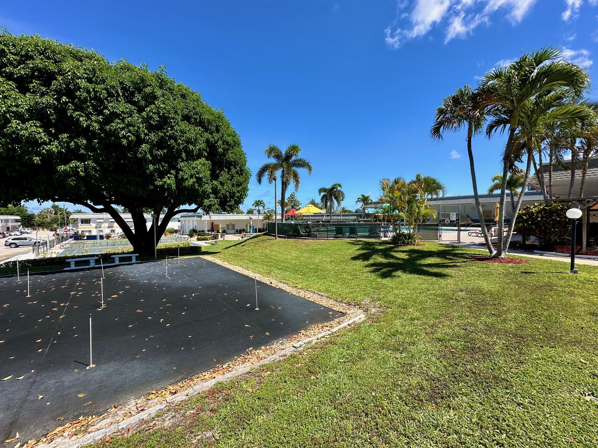 MURRY HILLS APT BLDG CONDO - Residential