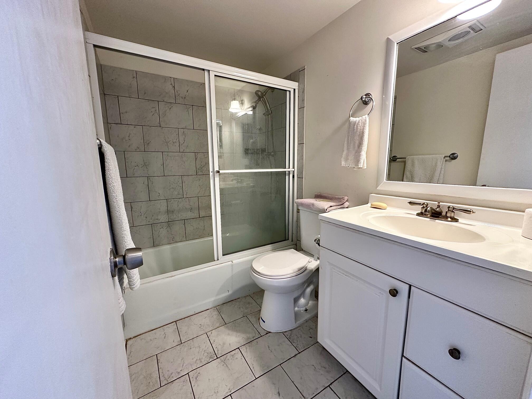 MURRY HILLS APT BLDG CONDO - Residential