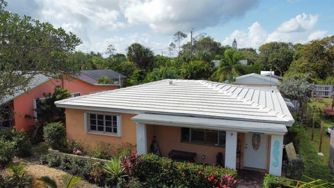 A home in Lake Worth Beach