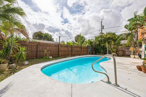 A home in Lake Worth Beach