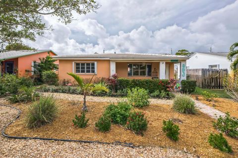 A home in Lake Worth Beach