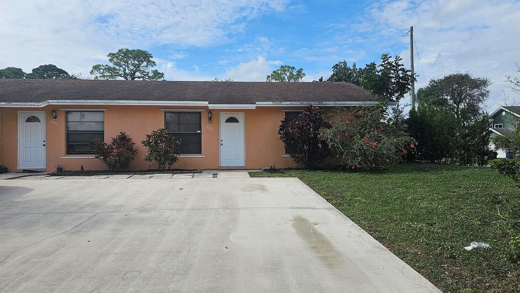 Photo of 6054 Francis Street, Jupiter, FL 33458 (MLS # R10939327)
